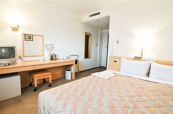 Az Hotel Kitakyushu Yahata מראה חיצוני תמונה